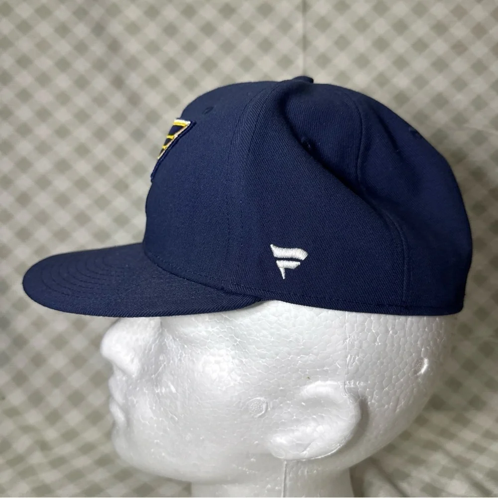 St Louis Blues Authentic Pro NHL Fitted Hat Size 7 1/8
